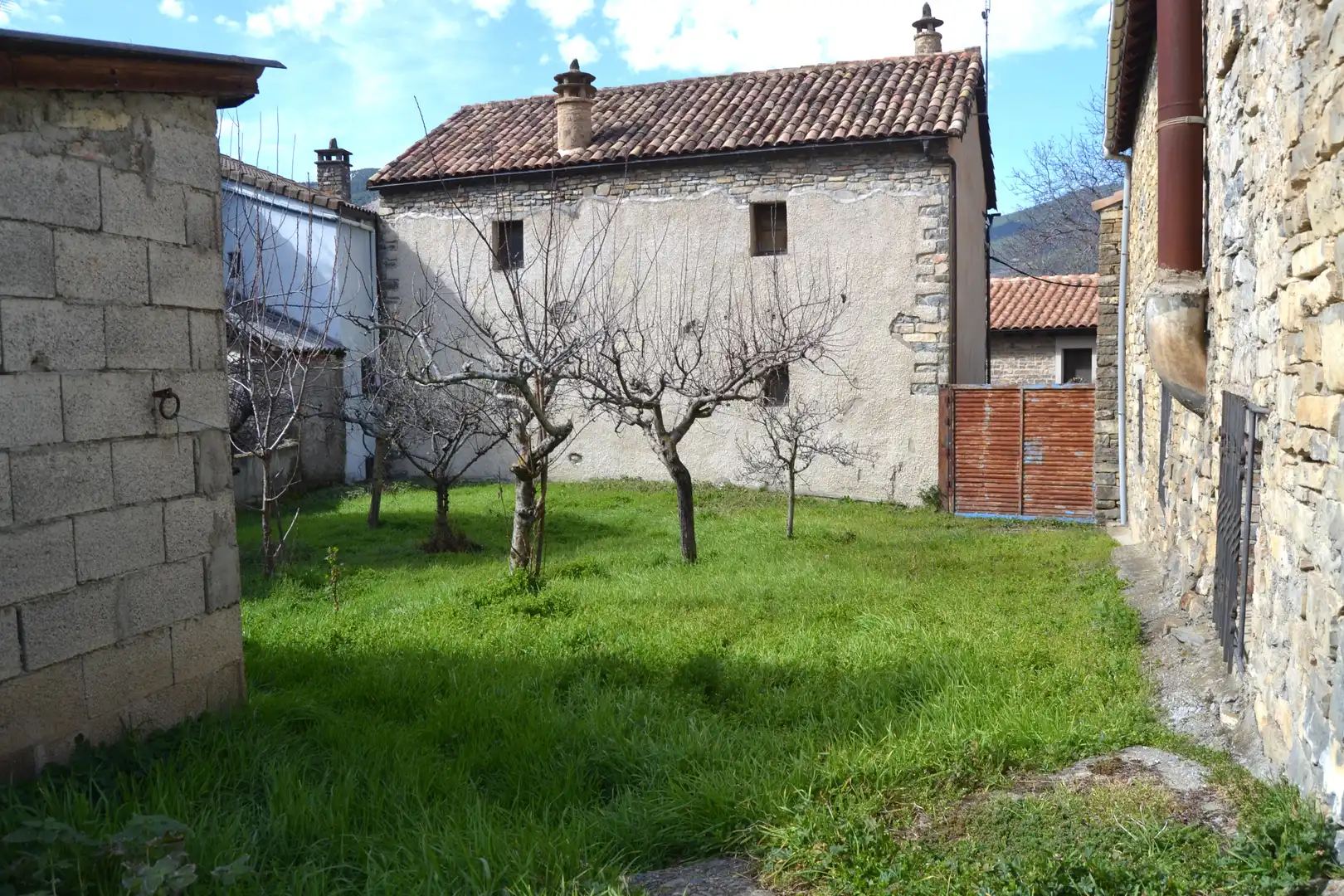 Garden of Country homes for sale in Biescas  with Private garden