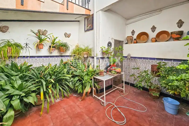 Jardí de Casa o xalet en venda en Úbeda amb Terrassa, Traster i Balcó