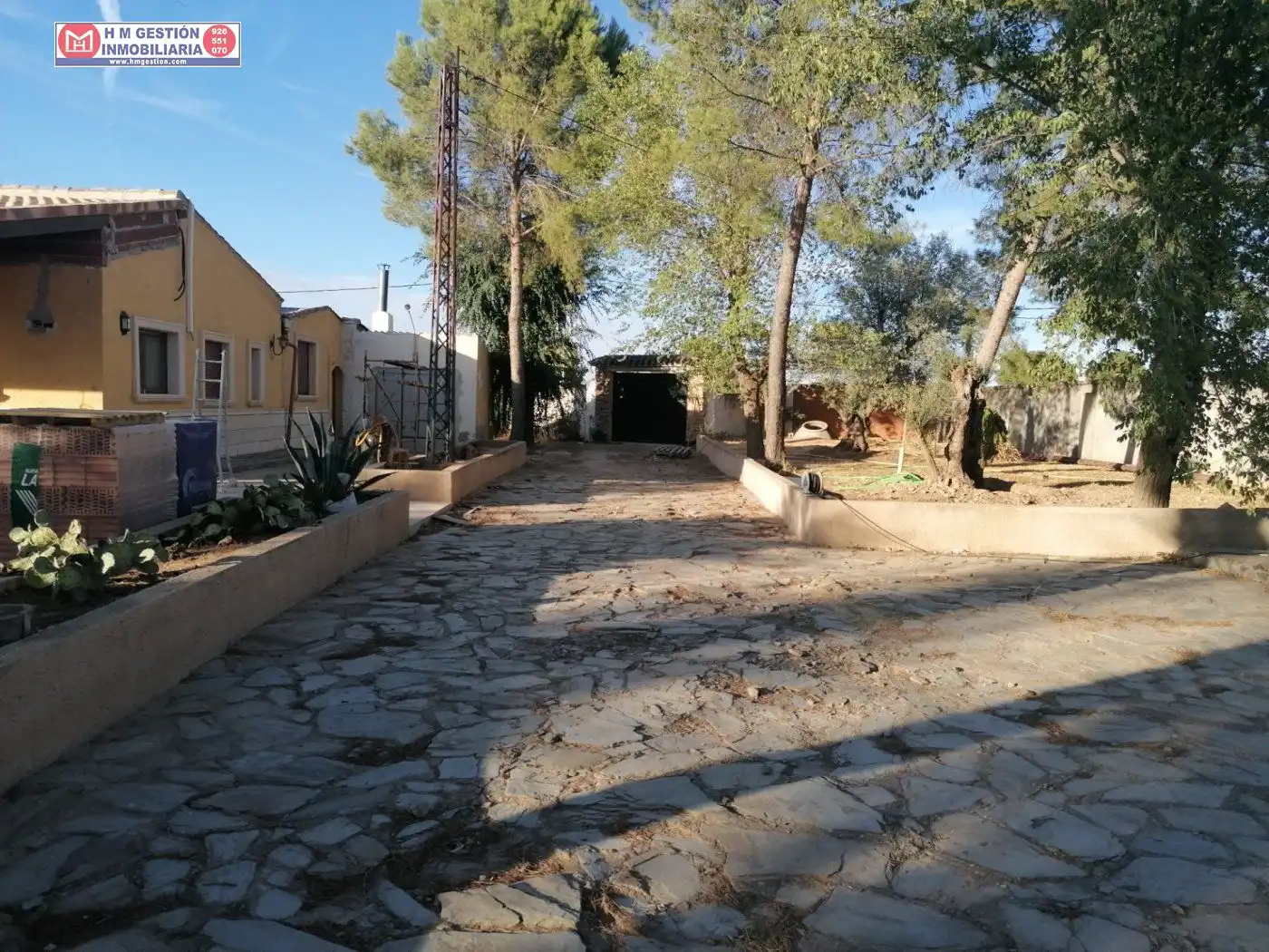Außenansicht von Country house zum Verkauf in Alcázar de San Juan mit Privatgarten, Schwimmbad und Möbliert