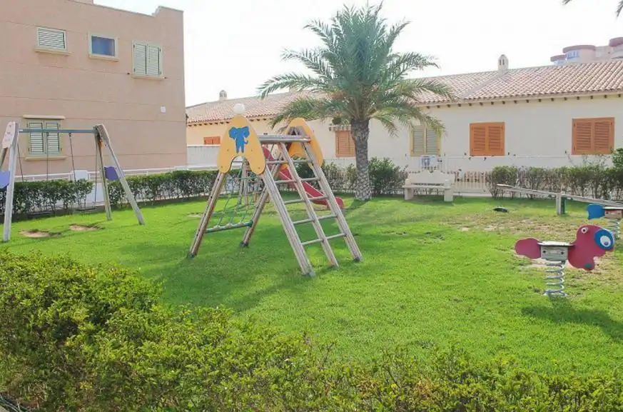 Jardín de Casa adosada en venta en Santa Pola con Terraza, Piscina y Amueblado