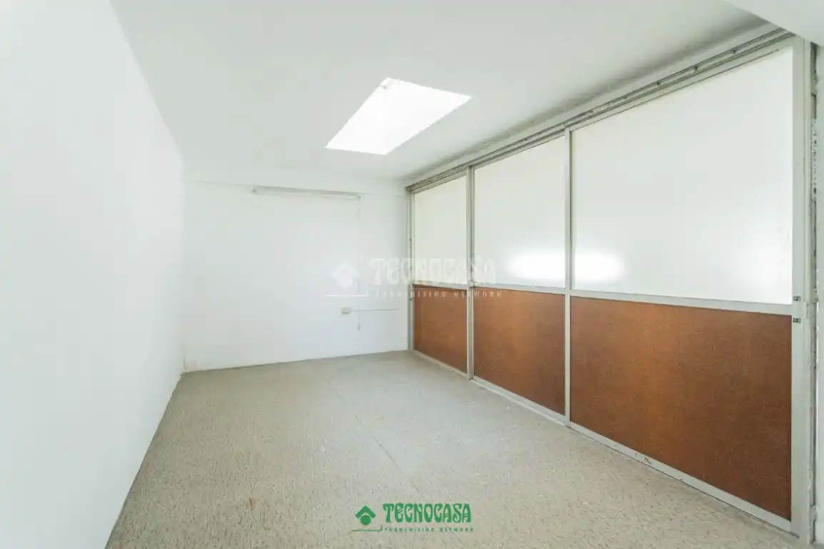 Local comercial en venda a C. Cardenal Herrera Oria, imagen 18