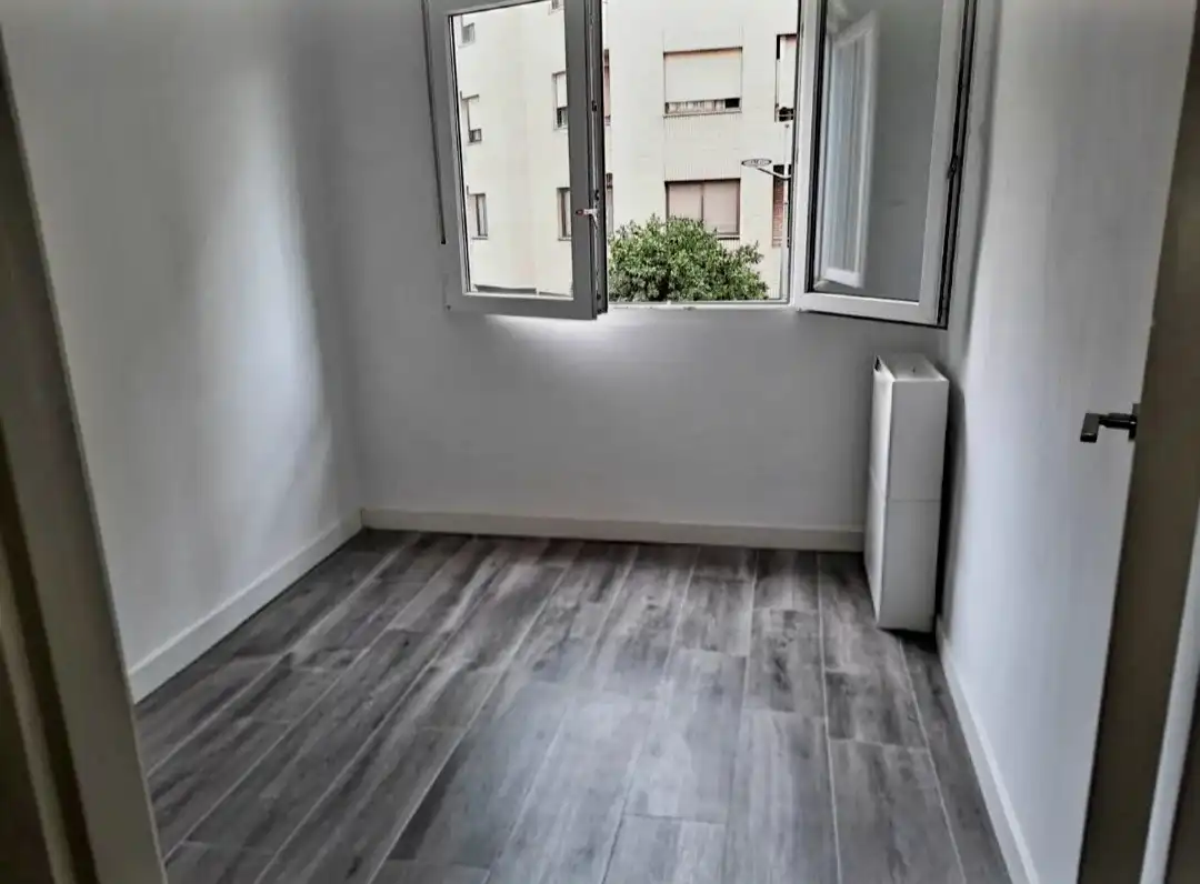 Habitación de Piso en venta en Valencia con Jardín privado
