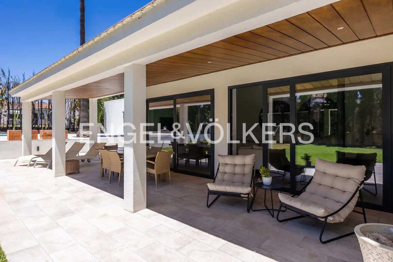 Terraza de Casa o chalet en venta en Dos Hermanas con Aire acondicionado, Calefacción y Jardín privado