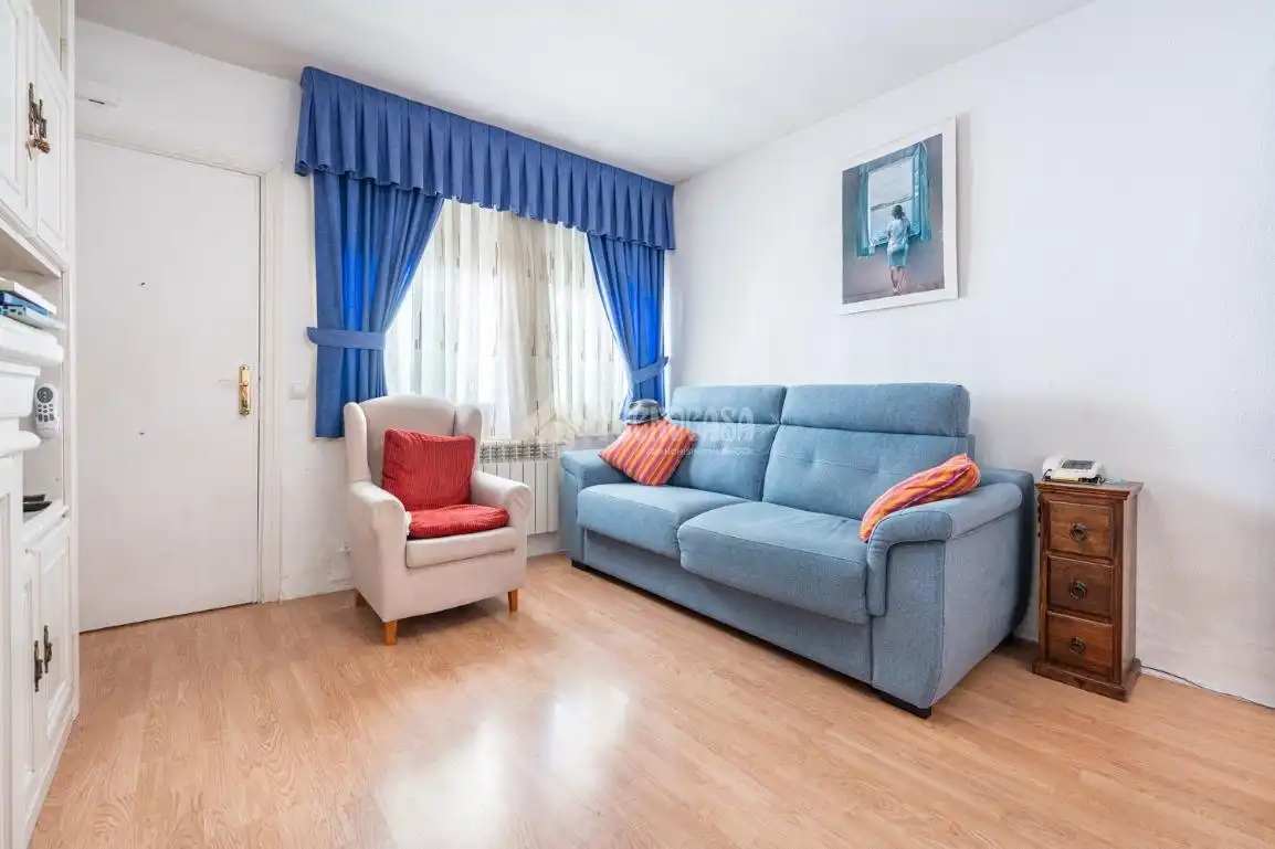 Semi-detached house for sale in Fuencarral - El Pardo, imagen 3