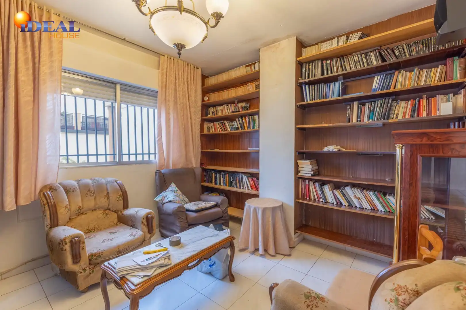 Sala de estar de Casa o chalet en venta en Iznalloz con Calefacción y Trastero