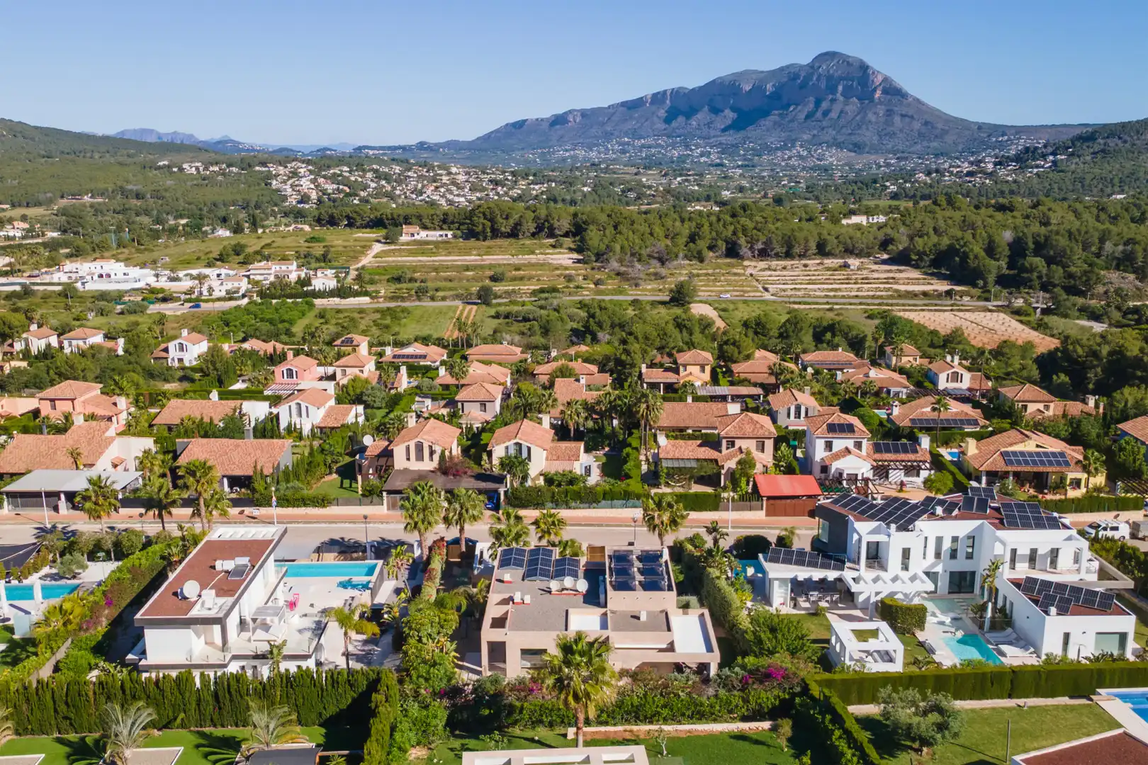 Vista exterior de Casa o xalet en venda en Jávea / Xàbia amb Aire condicionat, Jardí privat i Terrassa