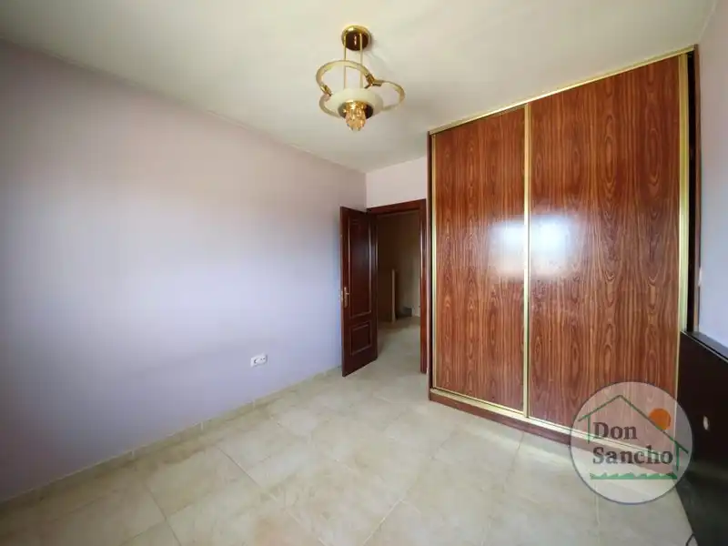 Bedroom of Detached homes for sale in Pozaldez  with Heating and Private garden