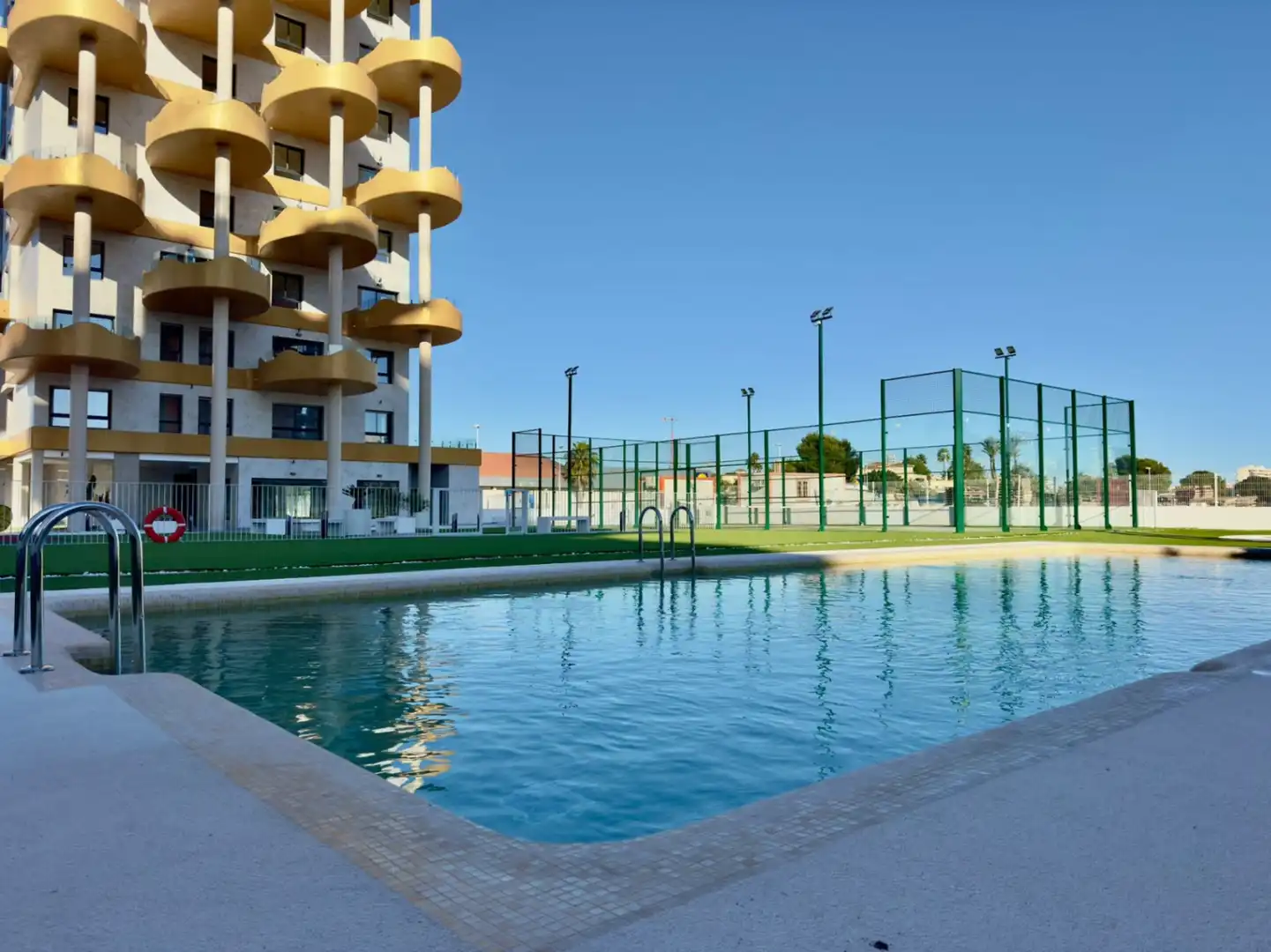 Appartement compact avec piscine à vendre à Marisol Park - Ortembach - Los Almendros