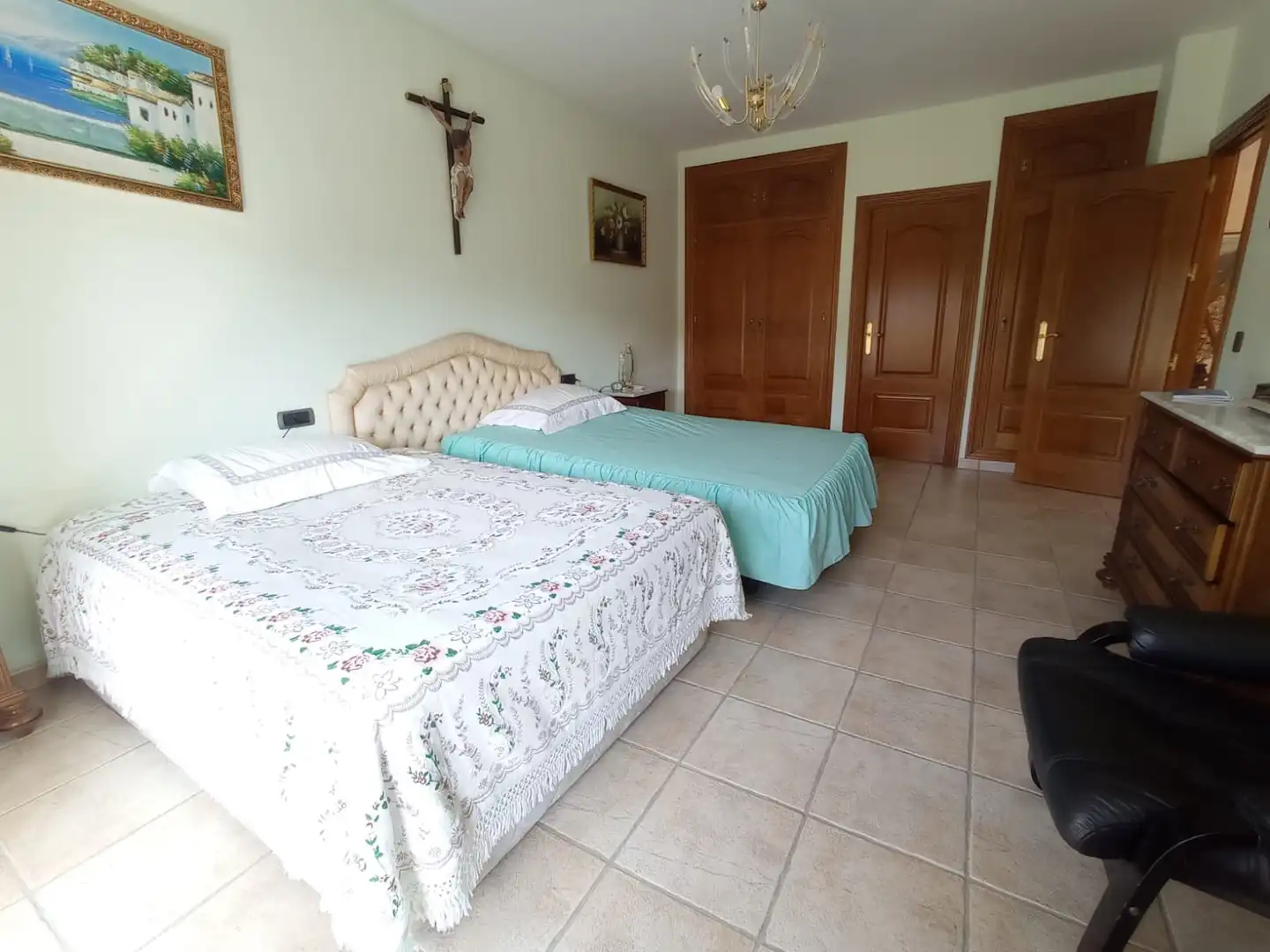 Habitación de Casa o chalet de alquiler en Fuengirola con Aire acondicionado, Calefacción y Jardín privado