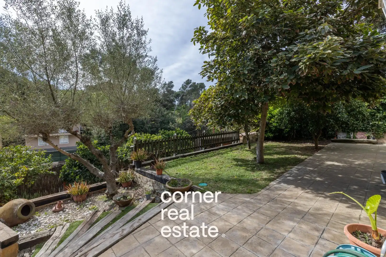 Jardín de Casa o chalet en venta en Molins de Rei con Aire acondicionado, Calefacción y Jardín privado
