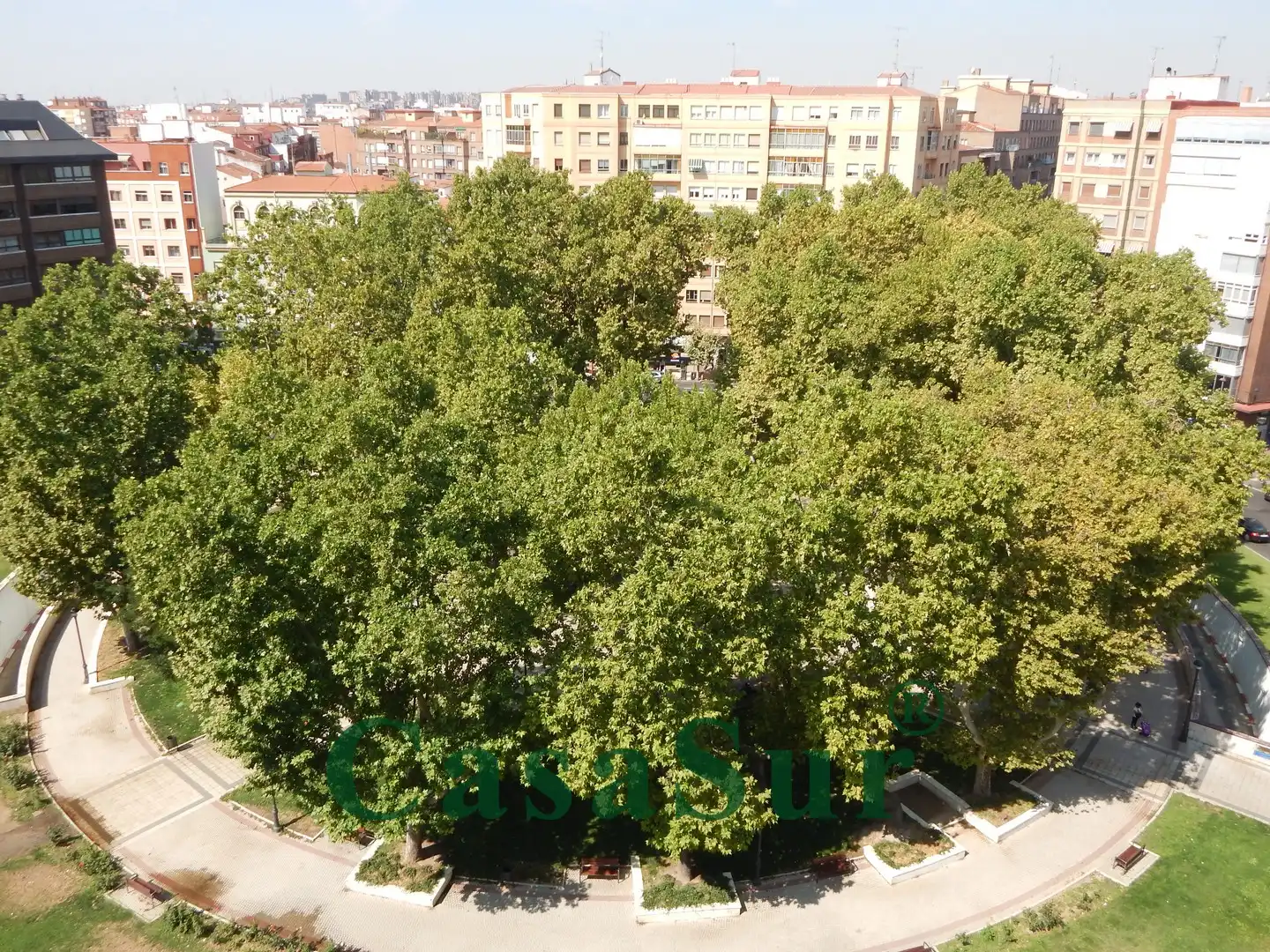 Vista exterior de Piso en venta en Valladolid Capital con Calefacción, Parquet y Terraza