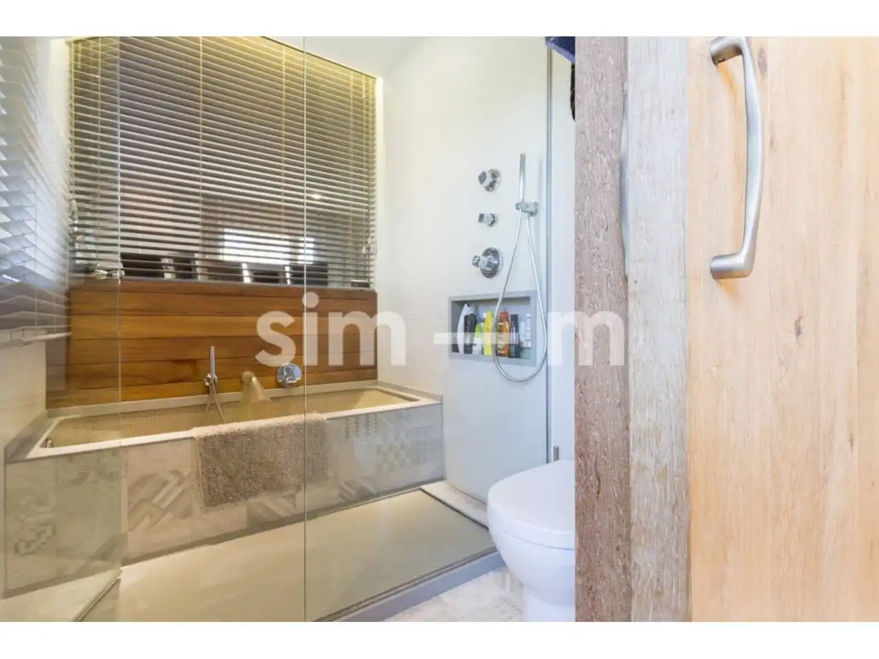 Baño de Casa o chalet en venta en Sant Julià de Vilatorta con Aire acondicionado, Calefacción y Jardín privado
