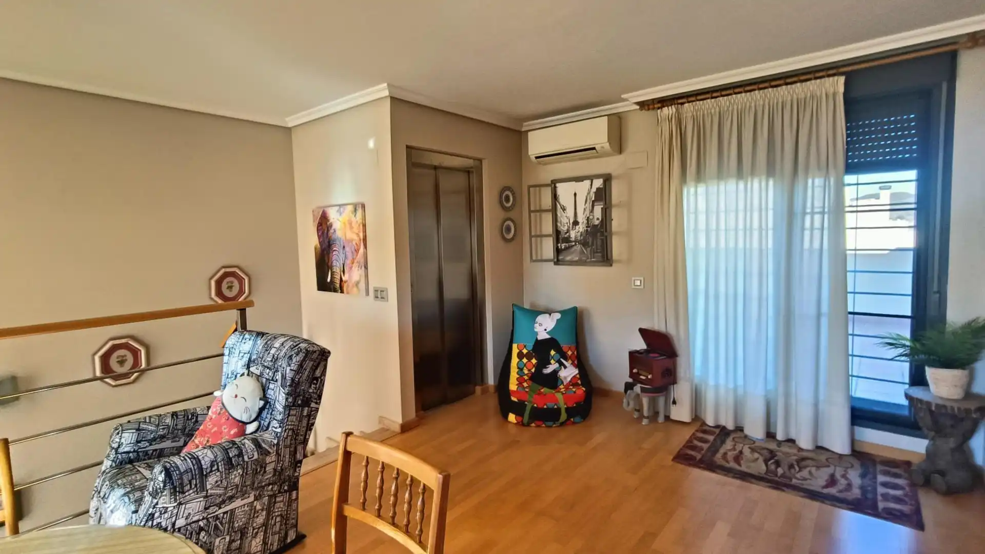 Living room of Houses for sale in Castellón de la Plana / Castelló de la Plana  with Air Conditioner, Heating and Terrace