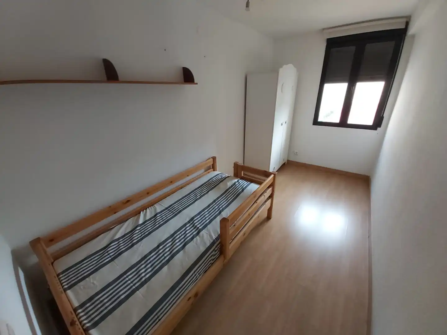 Flat for rent in Carrer de Santa Maria Micaela, La Petxina