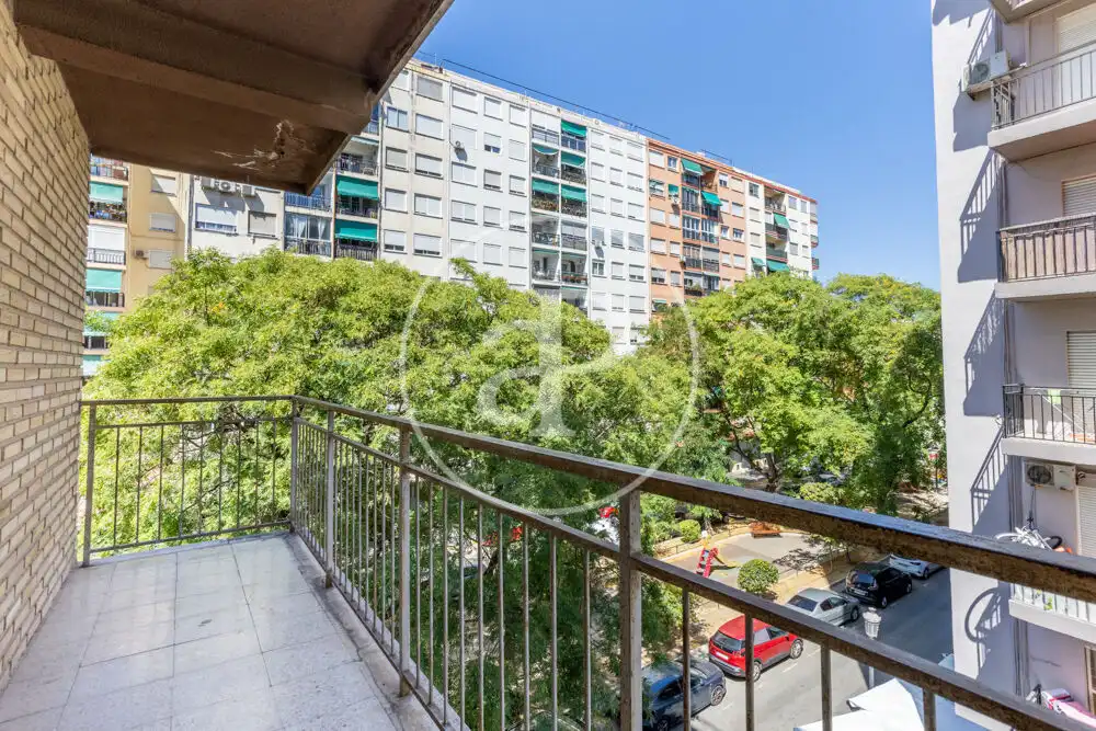 Exterior view of Flat for rent in Valencia  with Air Conditioner, Heating and Furnished
