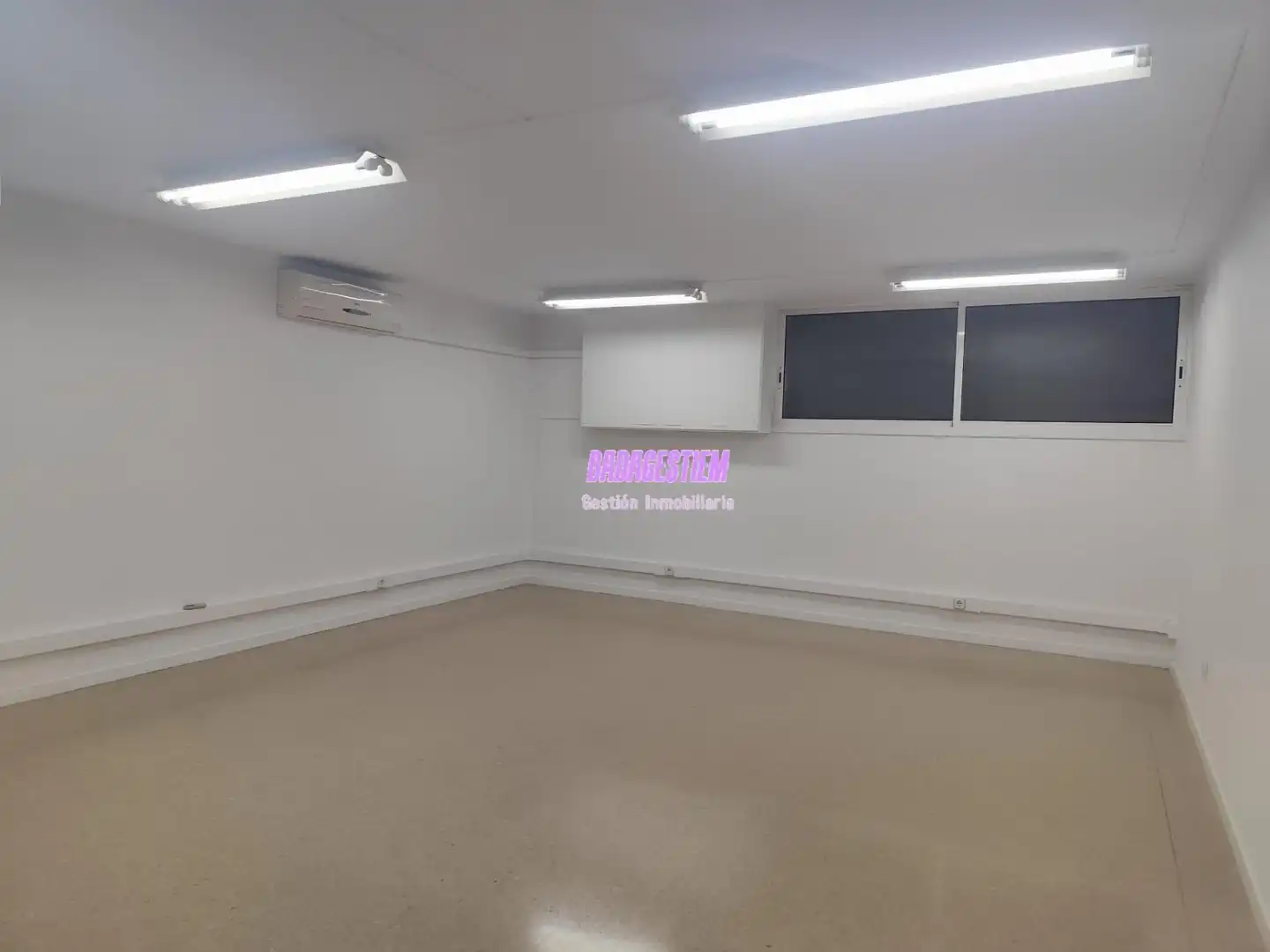 Local comercial en alquiler en Montigalà - Sant Crist, imagen 22