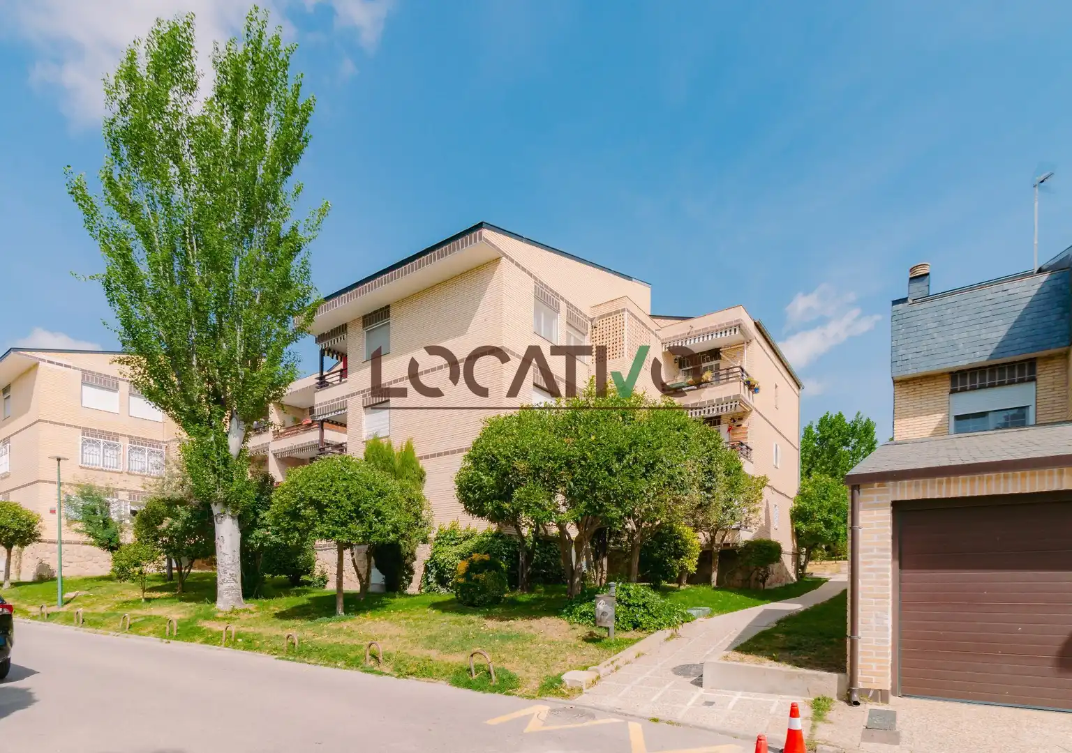 Vista exterior de Dúplex en venta en Alpedrete con Aire acondicionado, Calefacción y Terraza