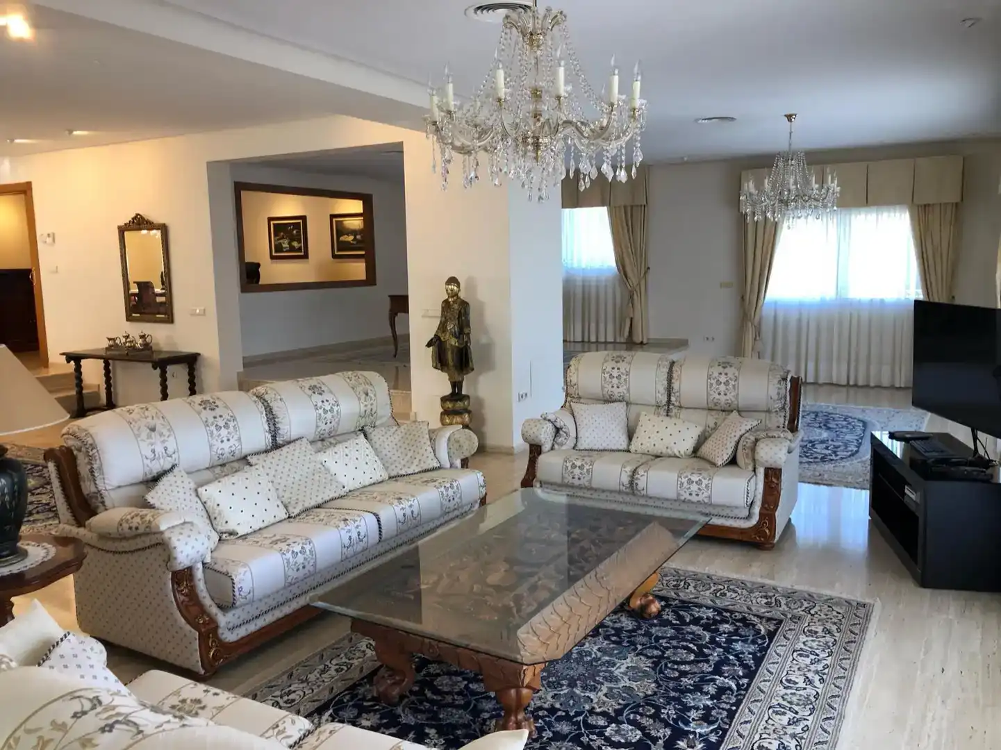 Sala d'estar de Casa o xalet en venda en Murcia amb Aire condicionat, Jardí privat i Piscina