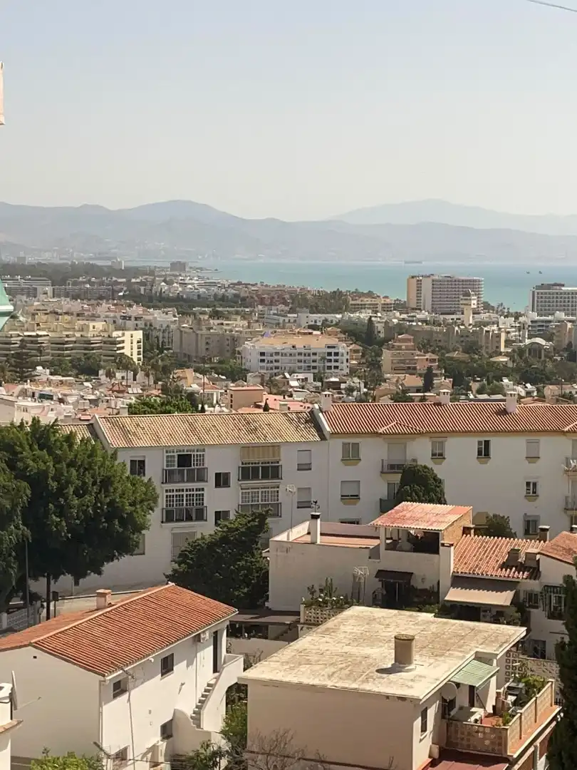 Vista exterior de Apartament en venda en Torremolinos amb Terrassa