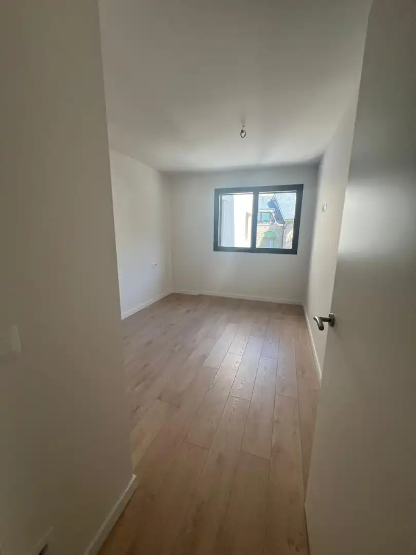 Bedroom of Flat for rent in Encamp  with Heating, Parquet flooring and Storage room