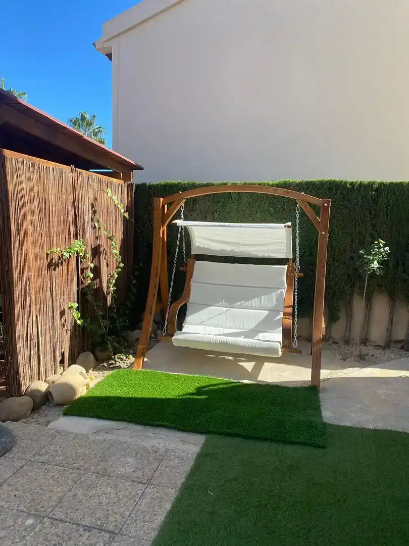 Jardí de Casa o xalet en venda en Orihuela amb Aire condicionat, Piscina i Balcó