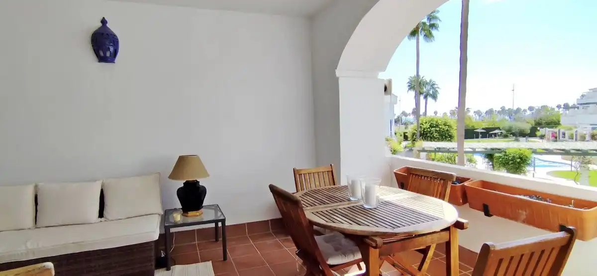 Terrassa de Apartament en venda en Marbella amb Aire condicionat, Terrassa i Piscina comunitària