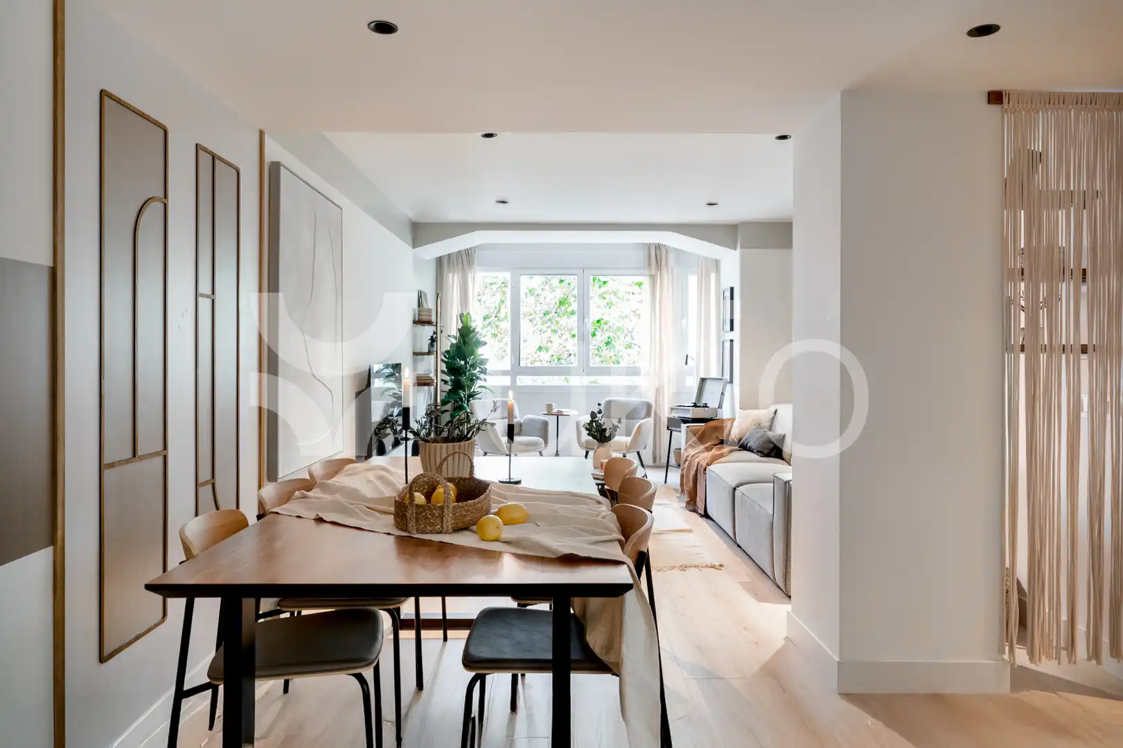 Sala d'estar de Apartament de lloguer en Madrid amb Aire condicionat, Calefacció i Moblat