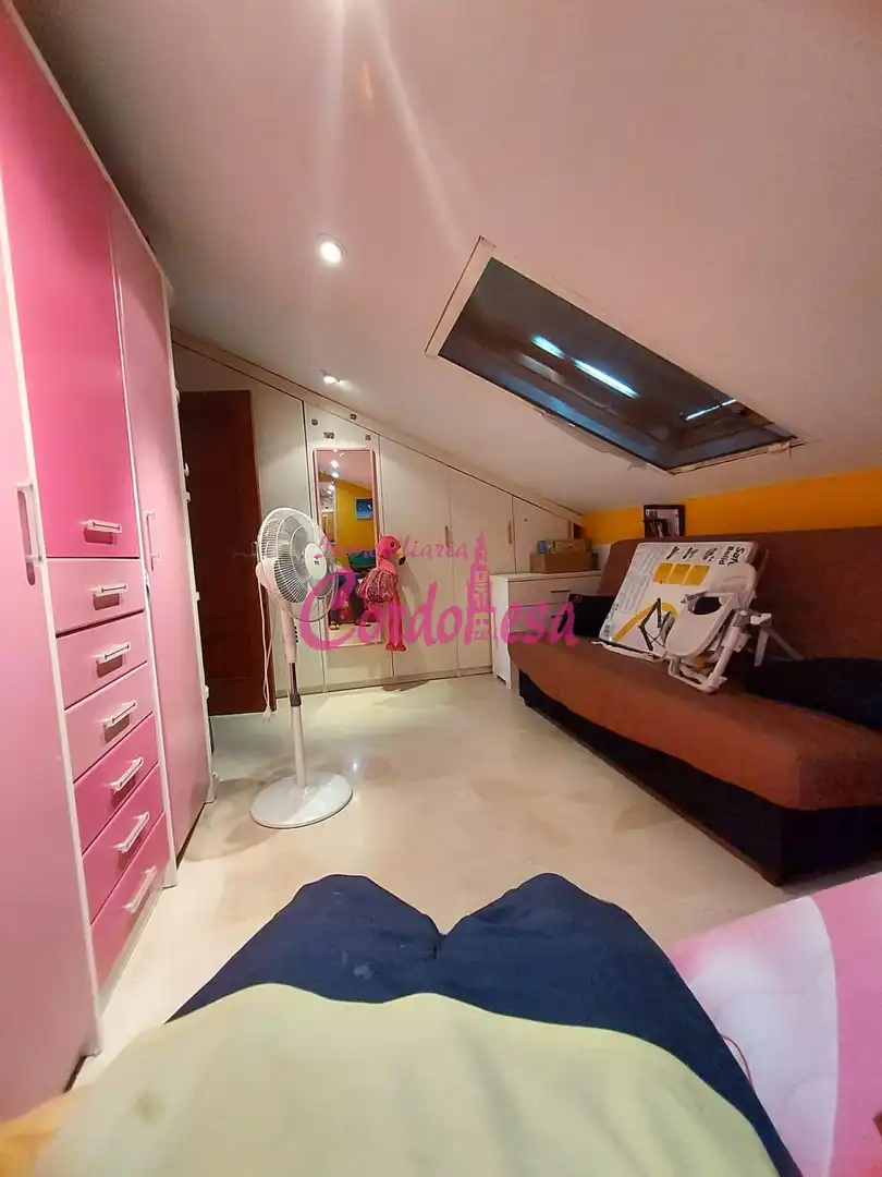 Casa amb piscina en venda a Poniente-Norte - Miralbaida - Parque Azahara, imagen 17