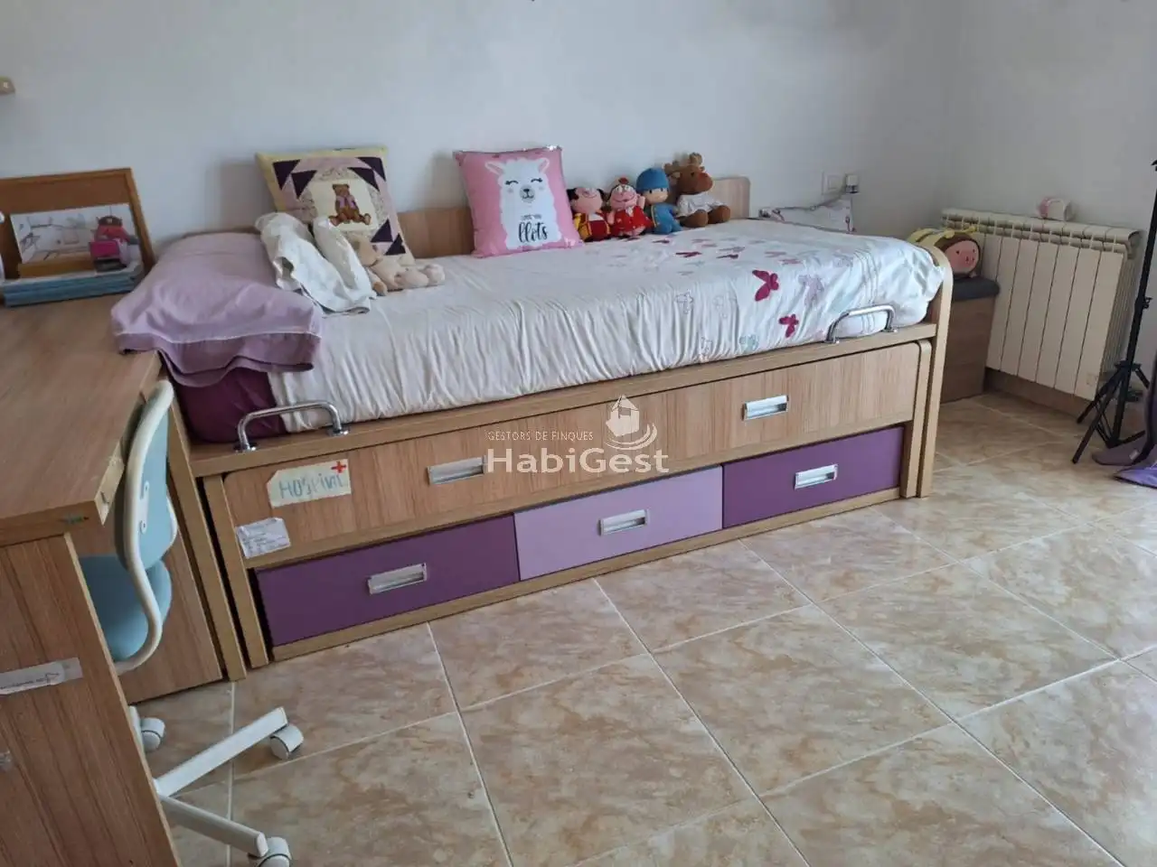 Dormitori de Casa o xalet en venda en Vilobí d'Onyar amb Aire condicionat, Calefacció i Jardí privat