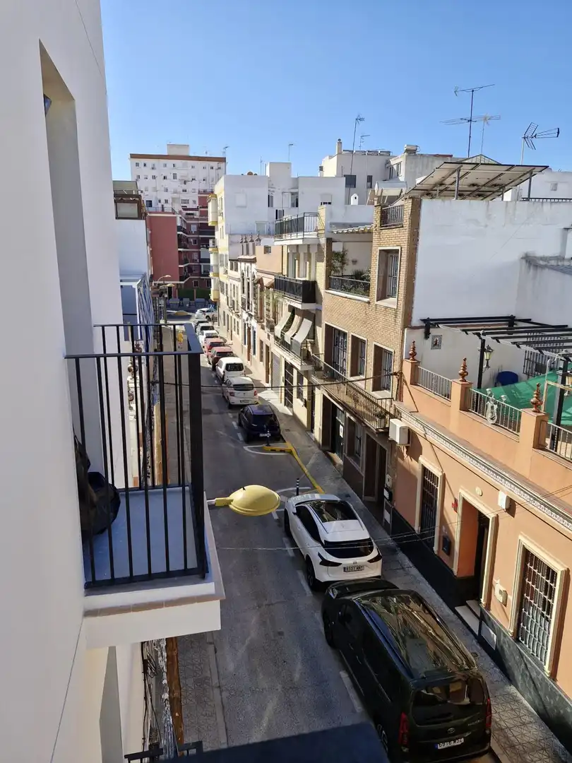 Vista exterior de Dúplex en venta en Sevilla con Terraza
