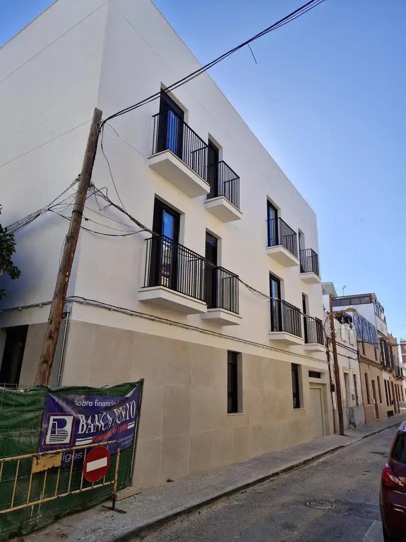Vista exterior de Dúplex en venta en Sevilla con Terraza