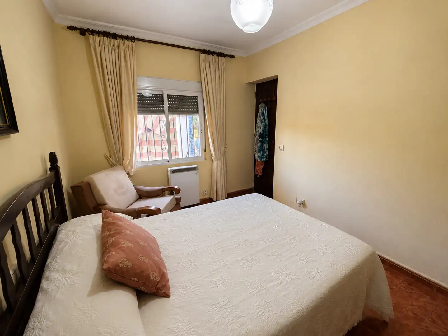 Habitación de Finca rústica en venta en Andújar con Aire acondicionado, Jardín privado y Piscina