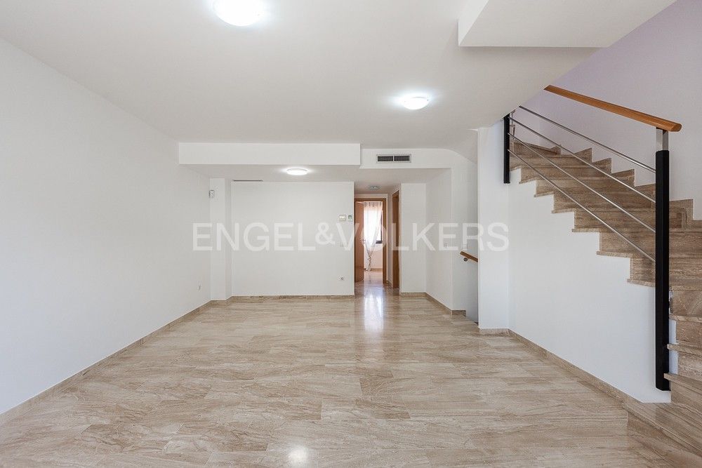 Casa o xalet en venda en Castellón de la Plana / Castelló de la Plana amb Aire condicionat, Calefacció i Jardí privat