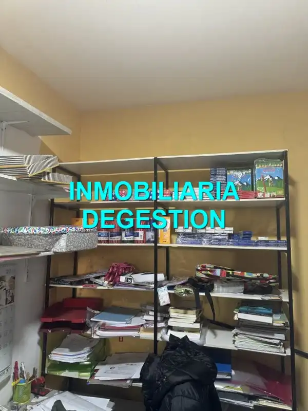 Local en traspaso en Linares con Aire acondicionado y Amueblado