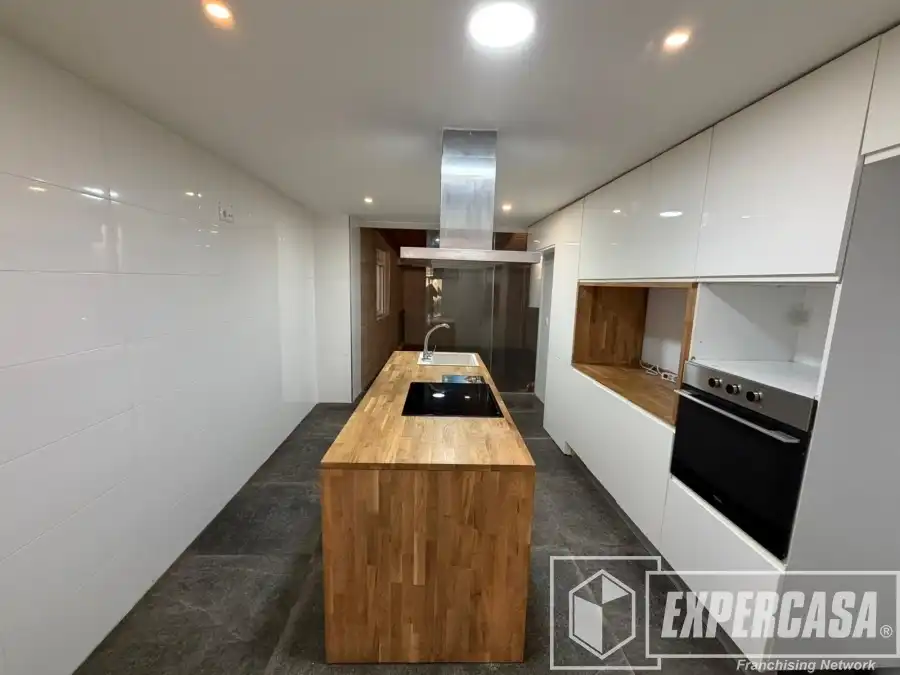 Cuina de Pis en venda en Llíria amb Aire condicionat i Parquet
