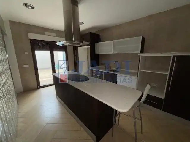Kitchen of Houses for sale in Valdepeñas  with Air Conditioner, Heating and Terrace