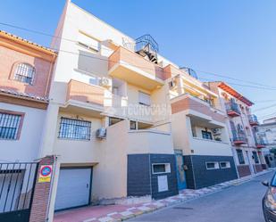 Exterior view of Flat for sale in Armilla  with Air Conditioner, Storage room and Balcony