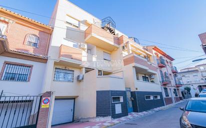 Exterior view of Flat for sale in Armilla  with Air Conditioner, Storage room and Balcony