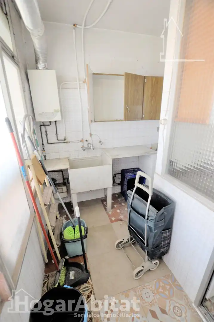 Cocina de Piso en venta en Valencia con Balcón