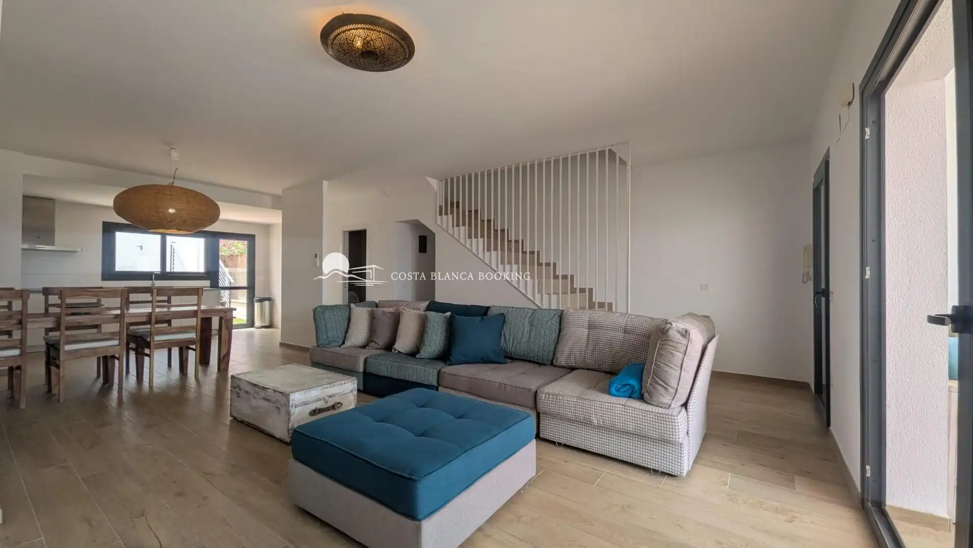 Sala d'estar de Casa adosada en venda en L'Alfàs del Pi amb Piscina comunitària