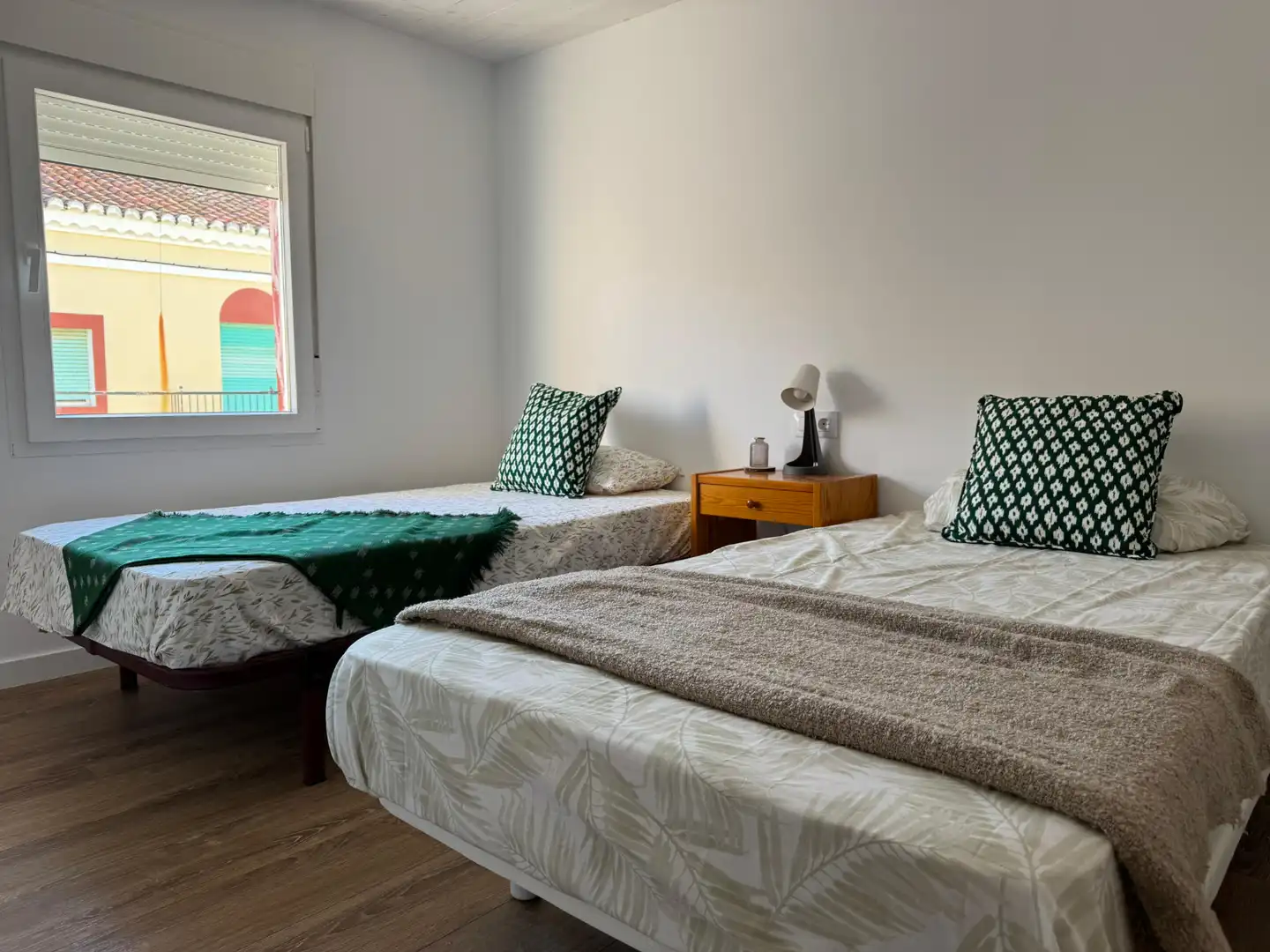 Habitación de Piso de alquiler en Sagunto / Sagunt con Aire acondicionado, Amueblado y Horno