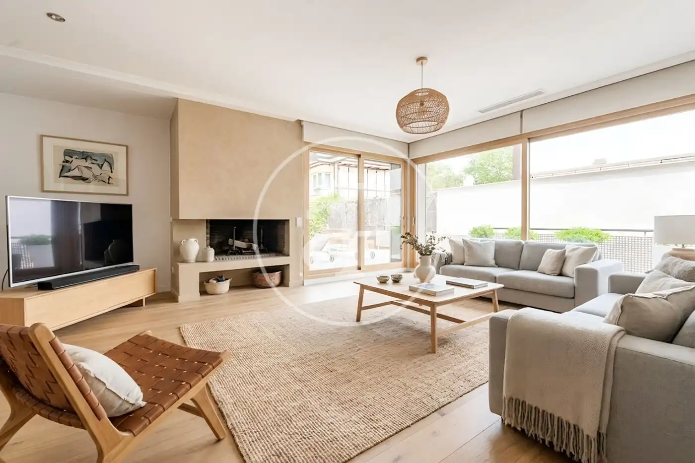 Living room of Detached homes for sale in Madrid  with Air Conditioner, Heating and Private garden