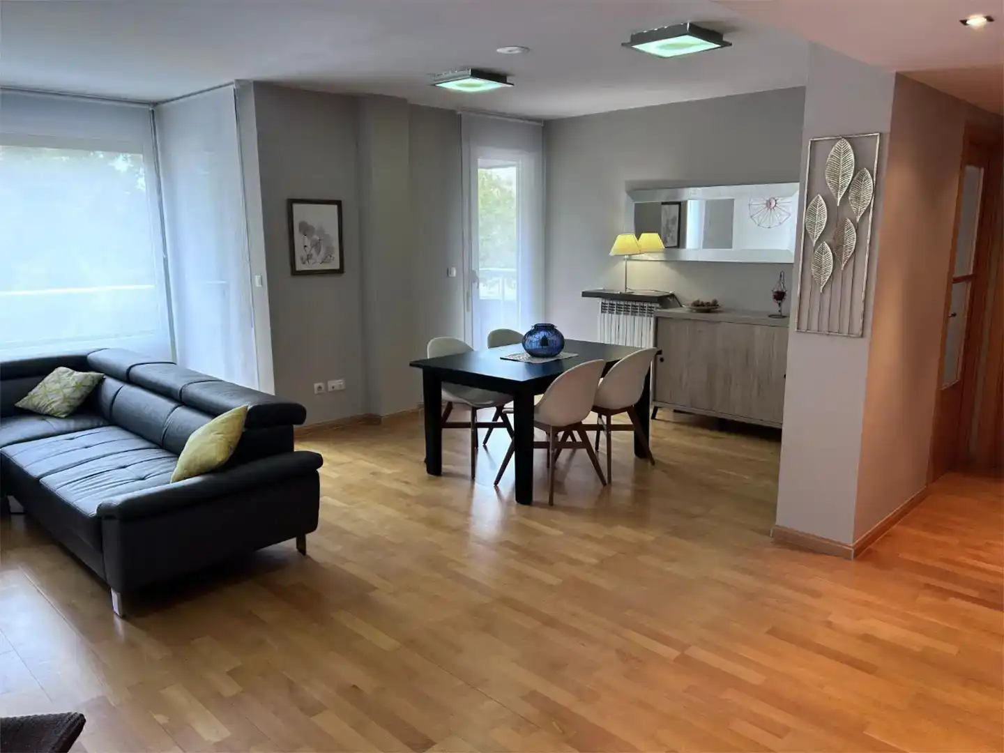 Sala d'estar de Pis en venda en  Zaragoza Capital amb Aire condicionat i Balcó