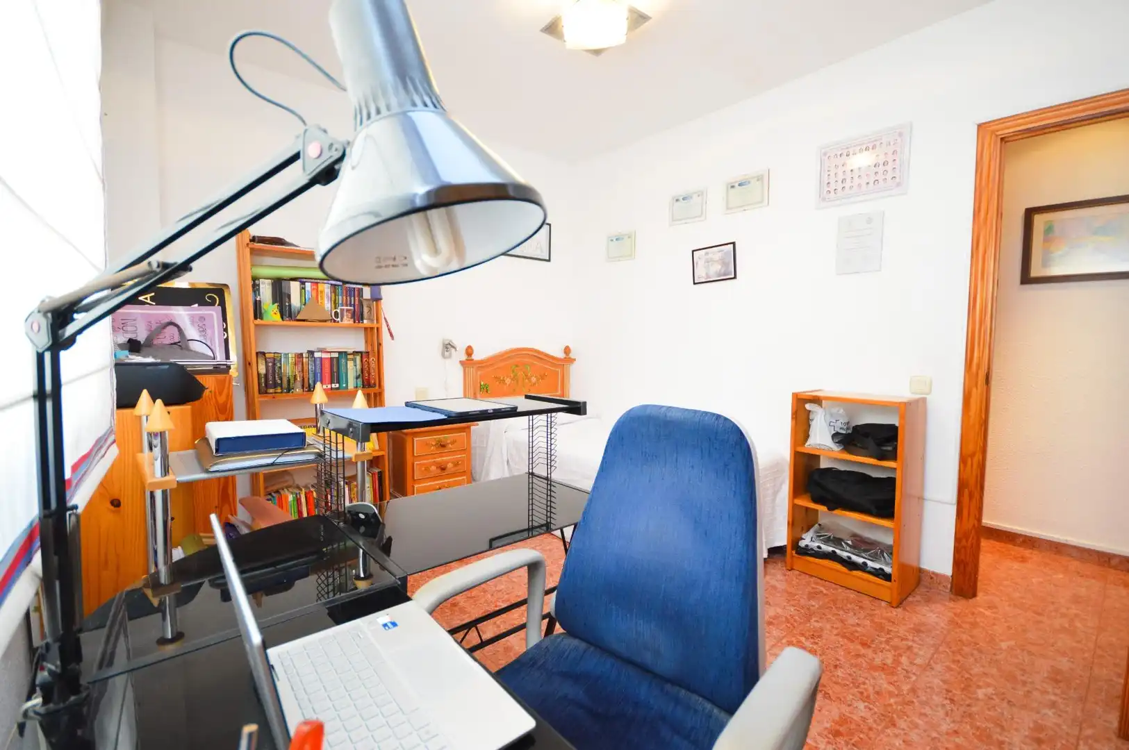 Schlafzimmer von Einfamilien-Reihenhaus zum Verkauf in Almería mit Klimaanlage und Abstellraum