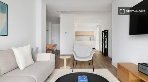 Foto 3 de Apartament per a compartir a Fuente del Berro,  Madrid Capital