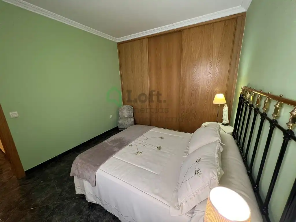 Schlafzimmer von Gebäude zum Verkauf in Badajoz