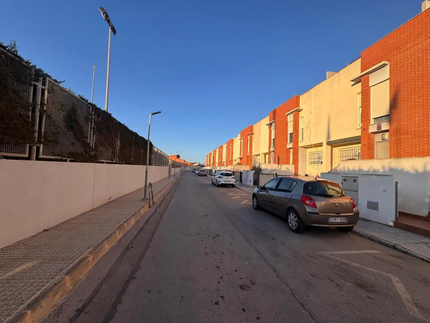 Vista exterior de Casa adosada en venta en Cartagena con Aire acondicionado, Calefacción y Terraza