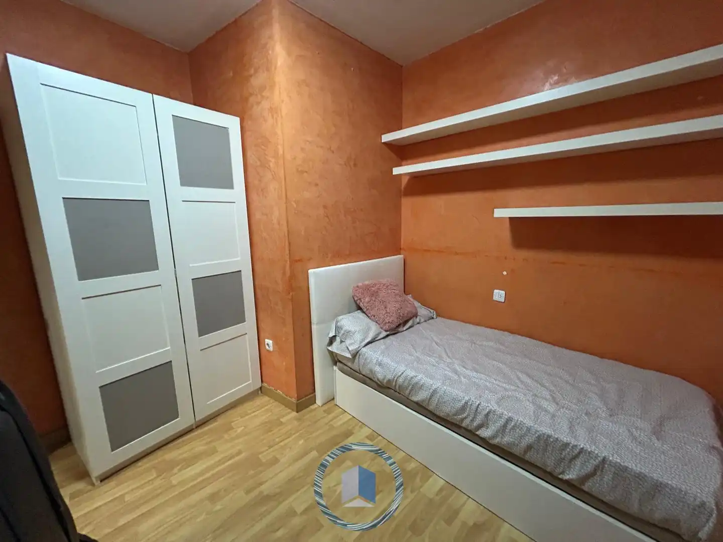 Habitación de Piso en venta en Montequinto con Terraza y Piscina