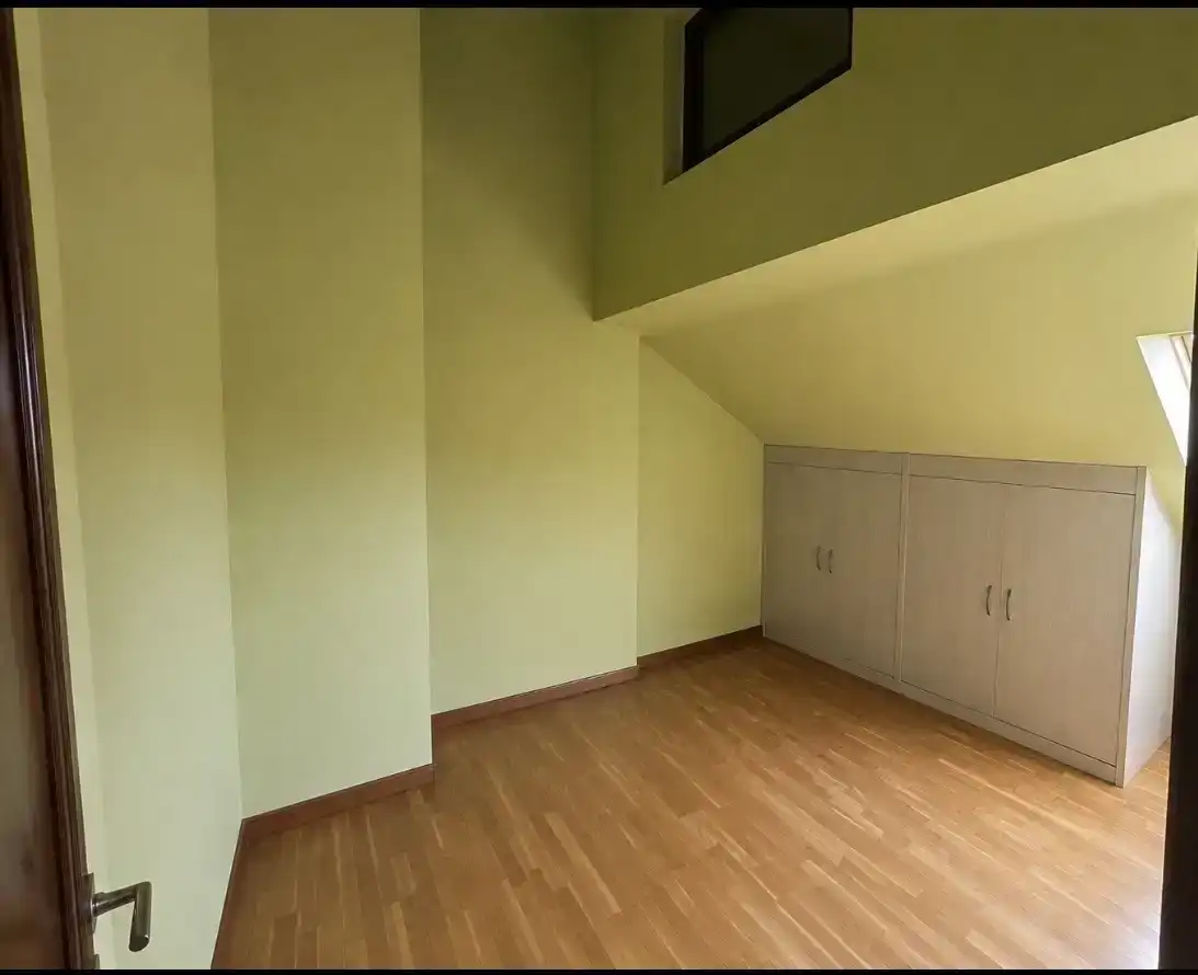 Casa o xalet en venda en Lardero amb Aire condicionat, Piscina i Balcó