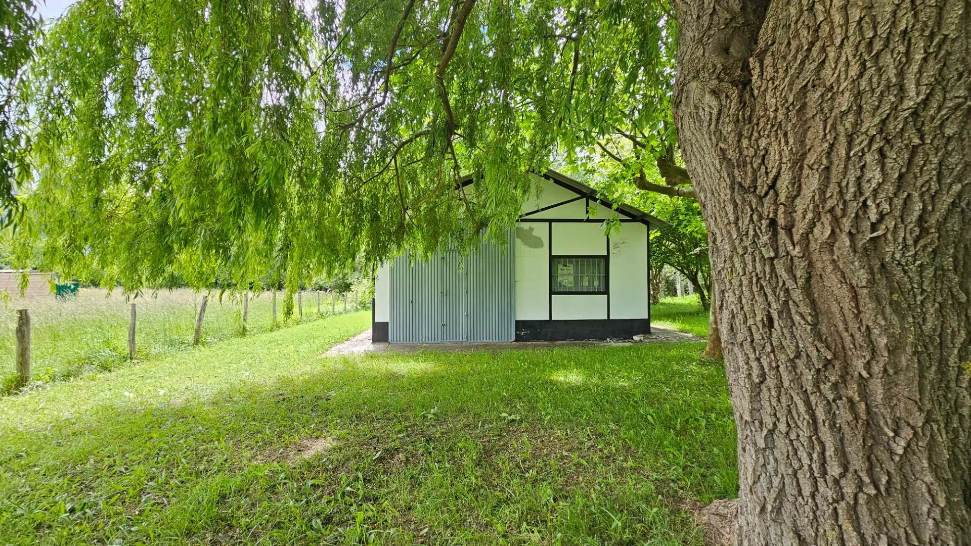 Vista exterior de Casa o xalet en venda en Valle de Mena amb Jardí privat i Terrassa